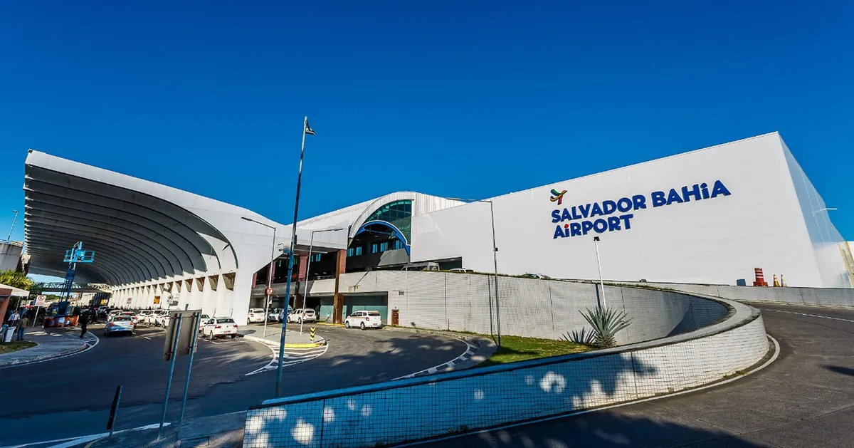 Terminal do Aeroporto Salvador Bahia Airport, ponto de embarque dos traslados da MF Transporte e Turismo